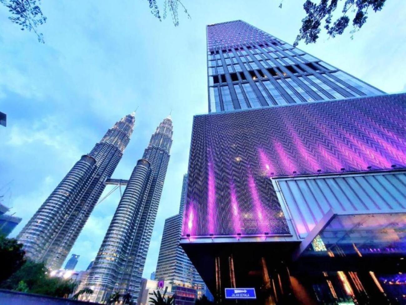 Sky Pool Tropicana The Klcc Pangsapuri Kuala Lumpur